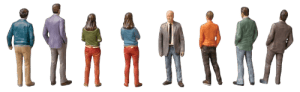 Figurine Set — 7 Museum Visitors (assorted)